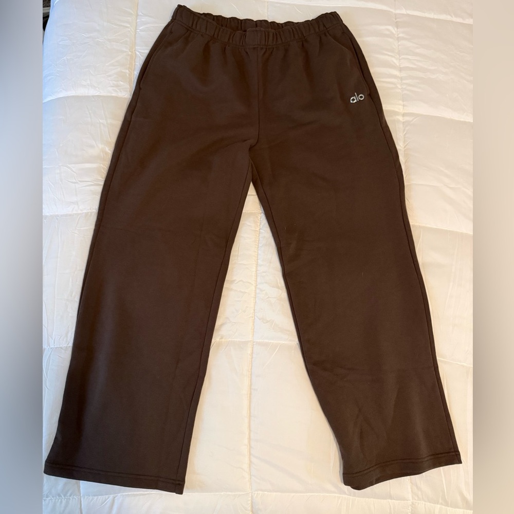 ALO Straight leg Sweatpants (014)